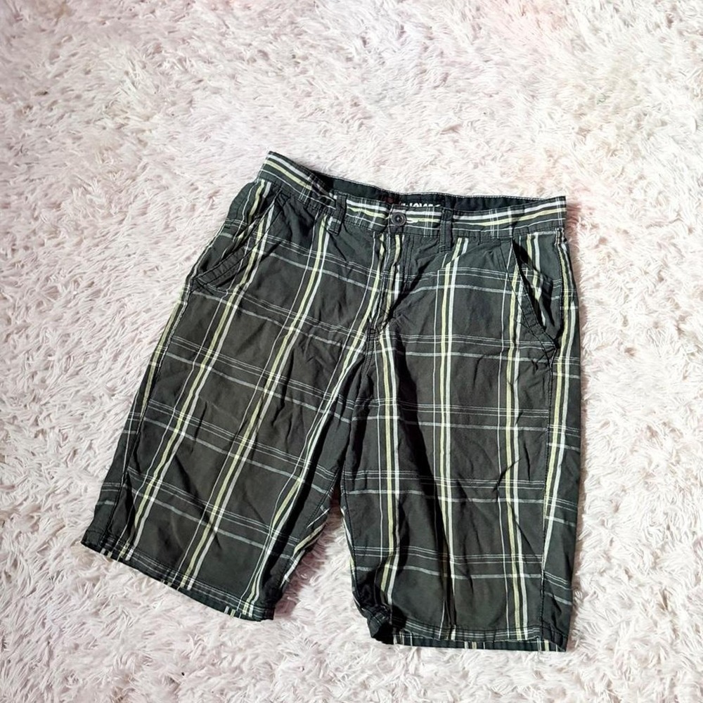 Tony Hawk Y2K Plaid Skater Hipster Punk Retro Edgy Shorts Mens 32 Concert Emo